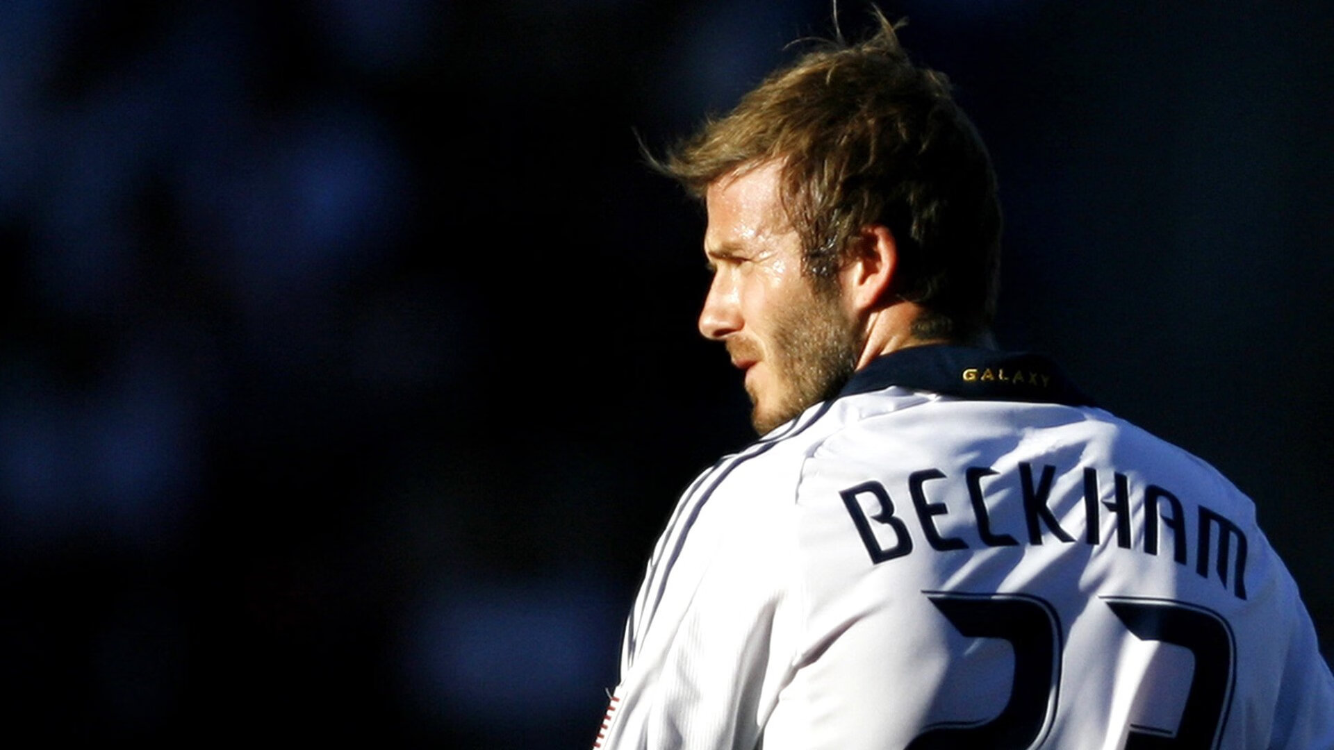 日本男足全情投入,赢得喝彩!,日本男足怎么样