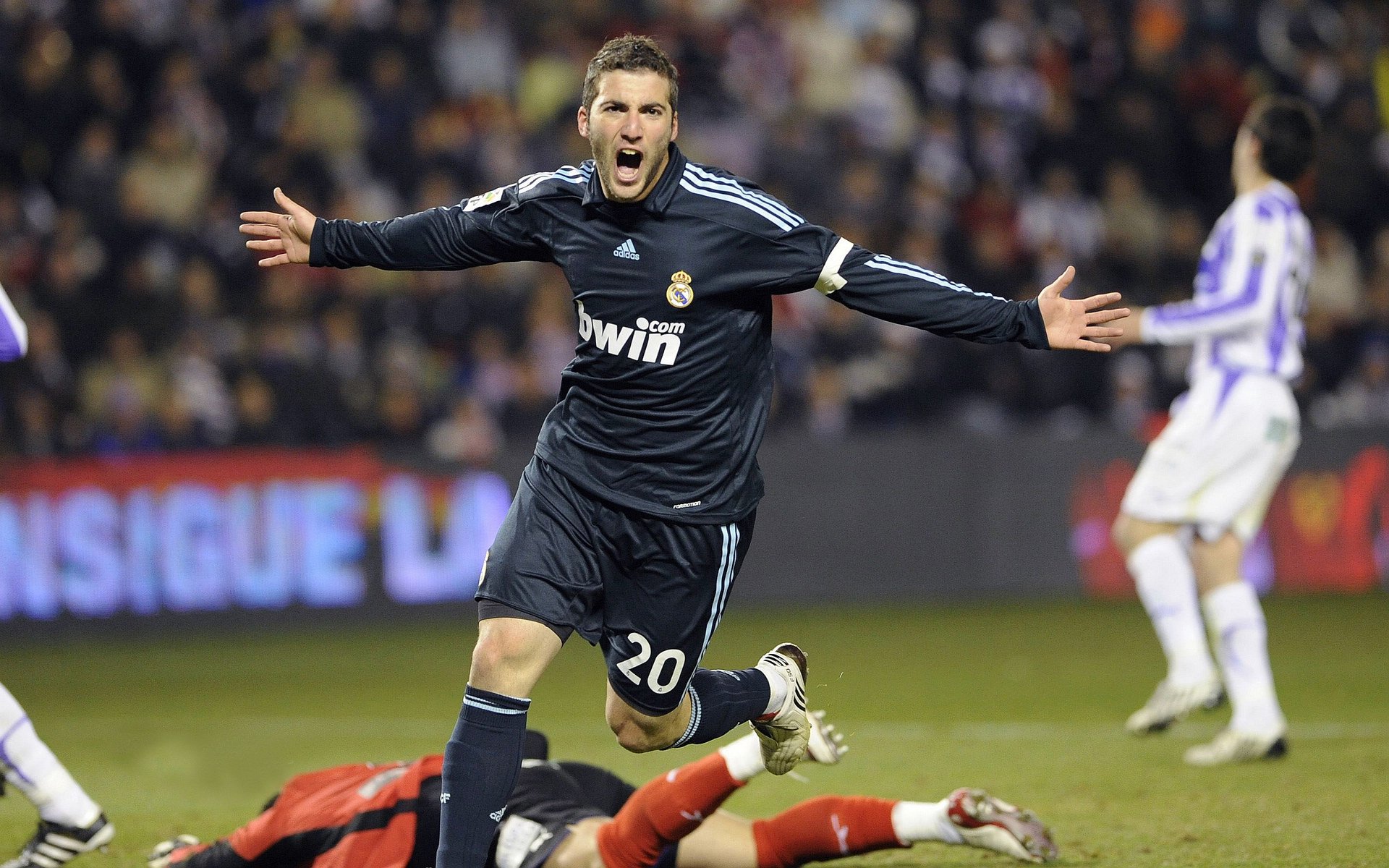 kaiyun 开云体育-最佳进球：本周赛事最佳破门瞬间排行榜，最佳进球集锦